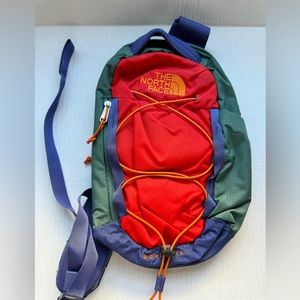 THE NORTH FACE MINI Borealis Sling Bag